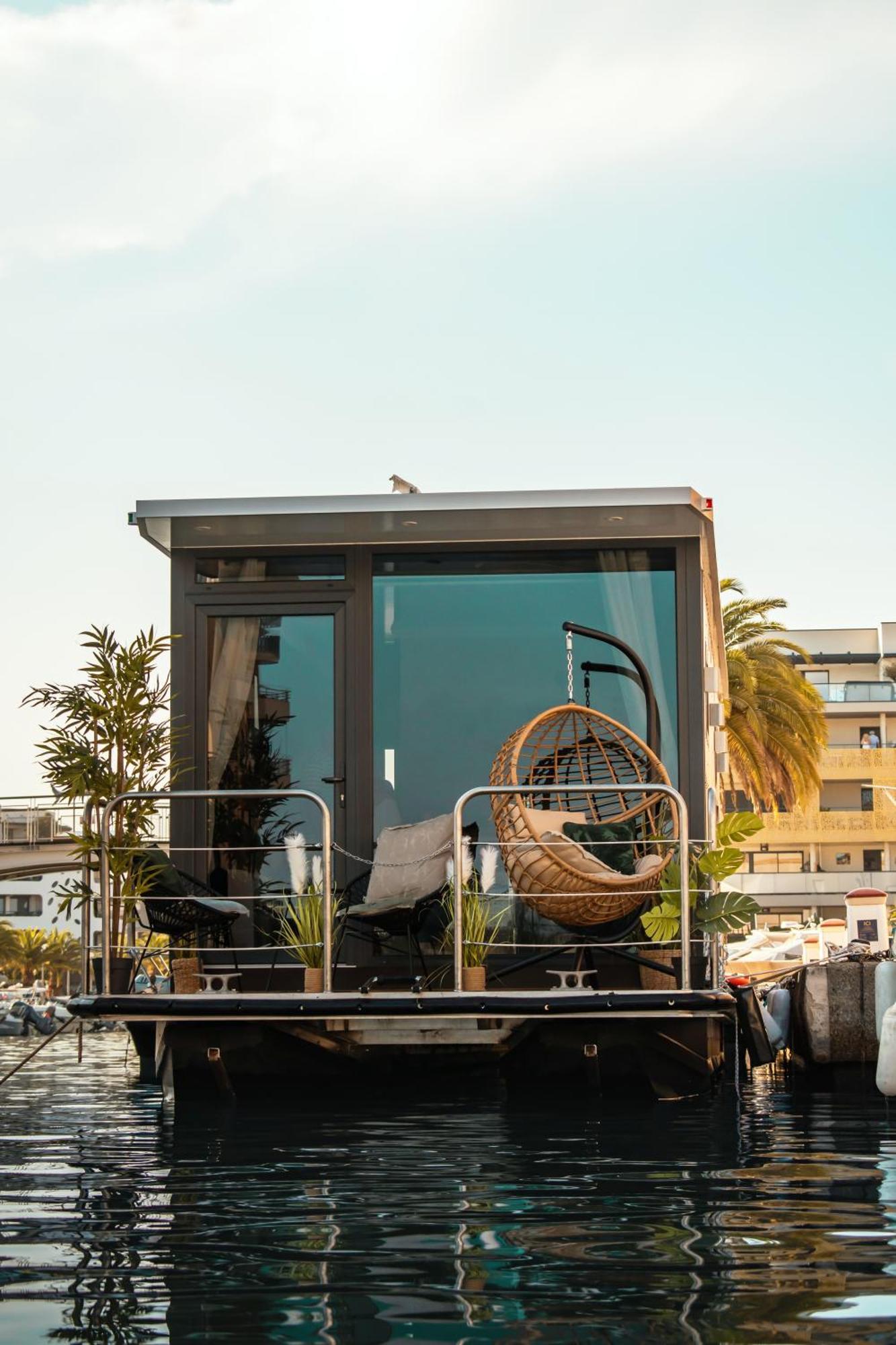 Escale Royale Frejus Otel Oda fotoğraf