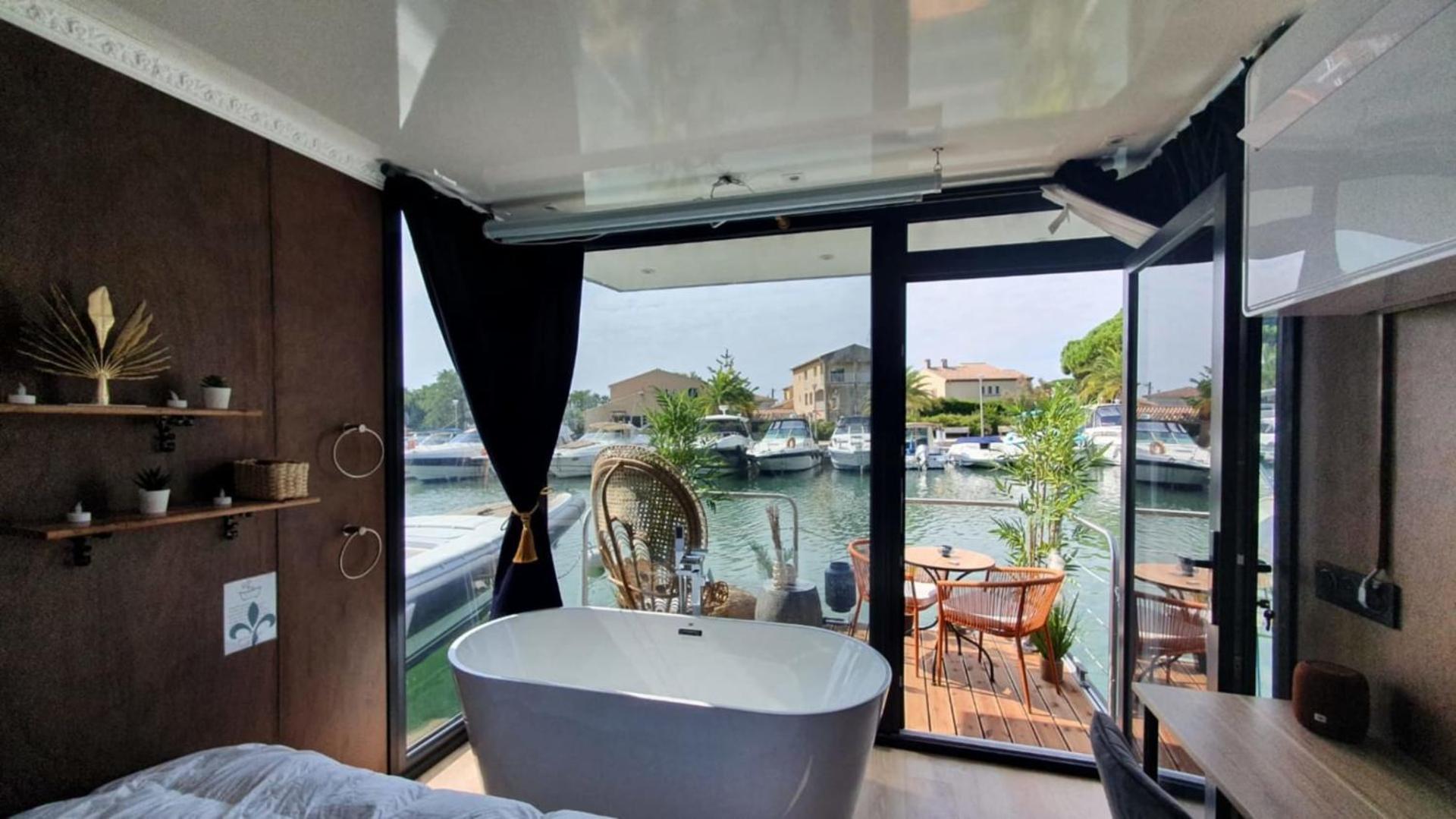Escale Royale Frejus Otel Oda fotoğraf